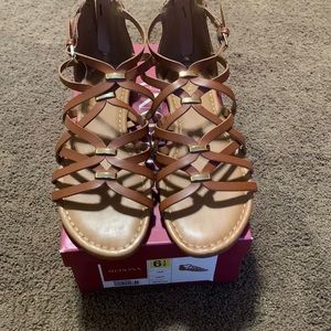 New Merona Sandals